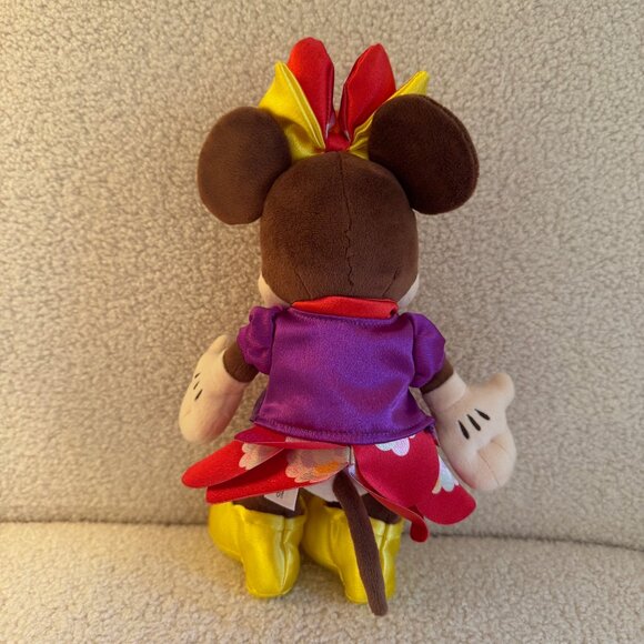 NWOT! Set of 2 Authentic Hong Kong Disneyland 2024 Mickey & Minnie Mouse Plushie - Picture 6 of 12